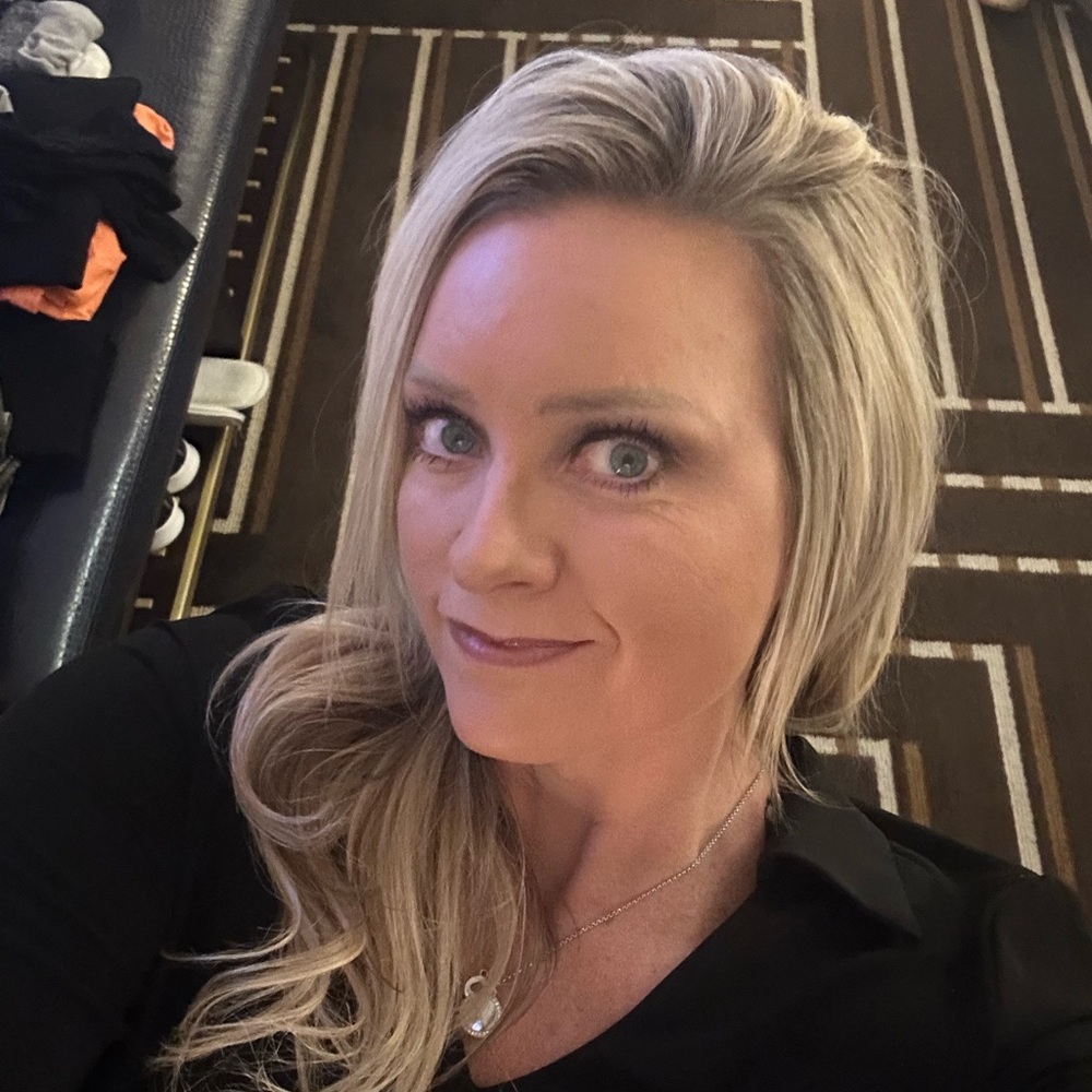 Meet your Posher, Ashlee